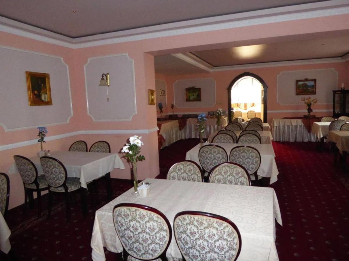 Viilla Rezidence Bed & Breakfast Kudowa-Zdrój Eksteriør bilde
