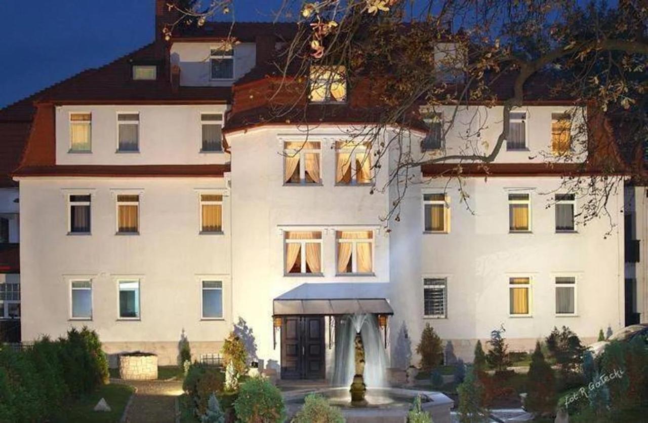 Viilla Rezidence Bed & Breakfast Kudowa-Zdrój Eksteriør bilde